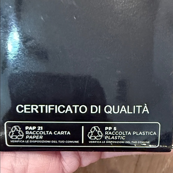 Valentino Cream Sandals with Gold Accent - Picture 7 of 10